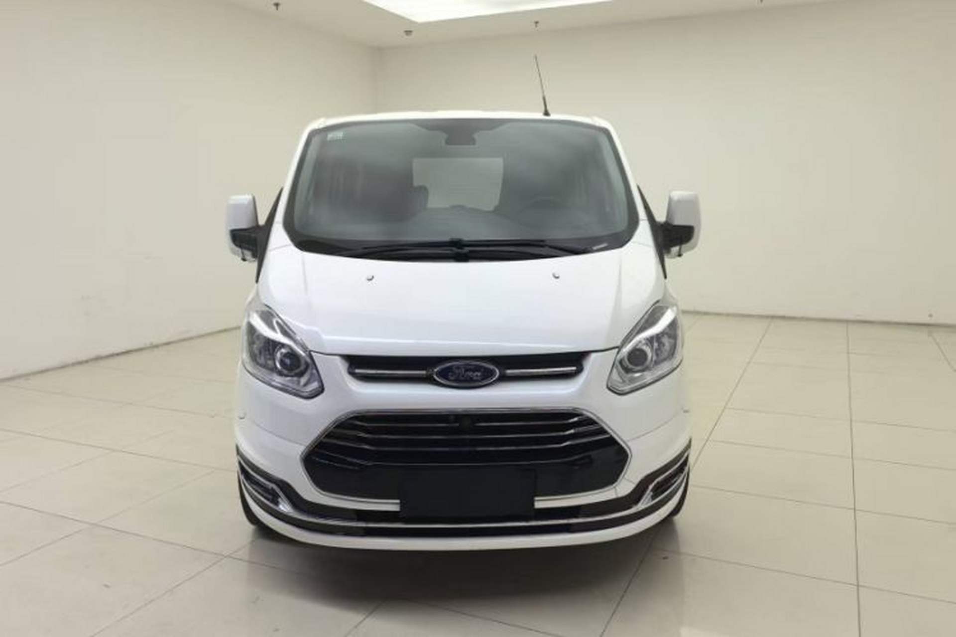 Used Ford Tourneo Custom 2020 2.0T Automatic Elite Edition China VI Standard Exterior 7