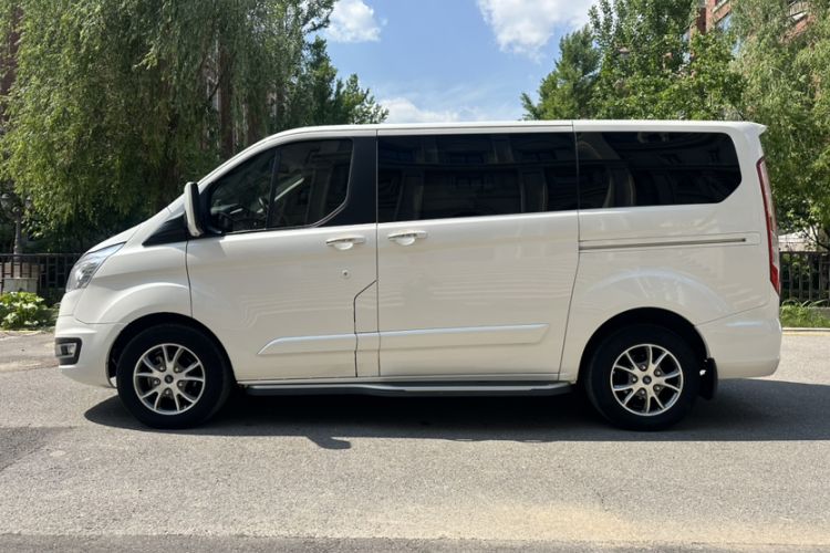 Used Ford Tourneo Custom 2020 2.0T Automatic Elite Version China VI Standard Exterior 7