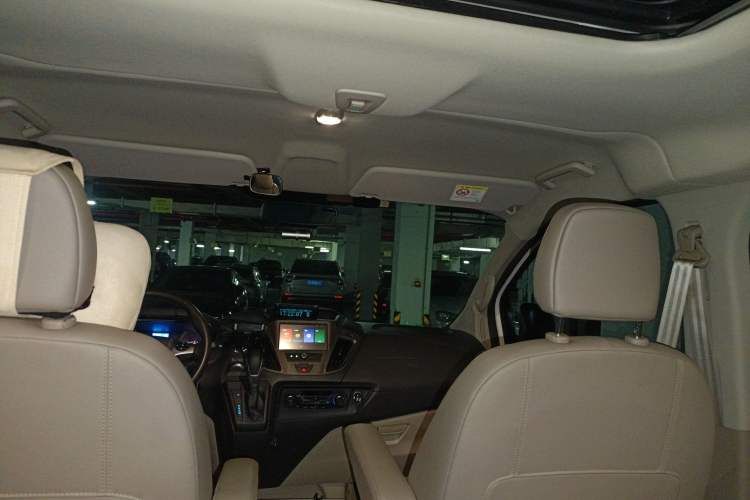 Used Ford Tourneo Custom 2020 2.0T Automatic Elite Edition China VI Standard Headliner