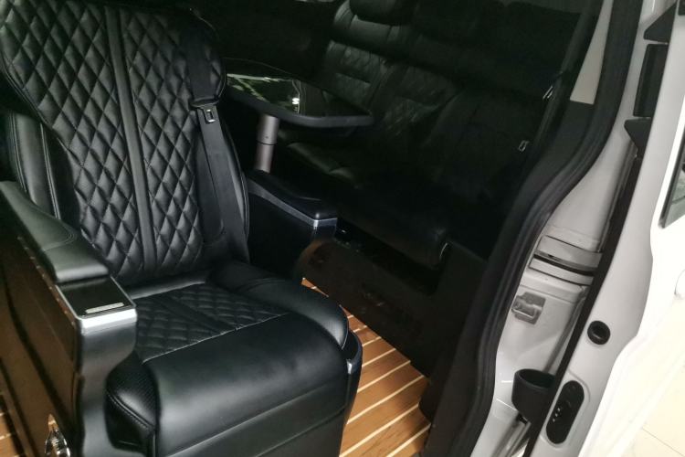 Used Ford Tourneo Custom 2020 2.0T Automatic Elite Edition China VI Standard Interior 4