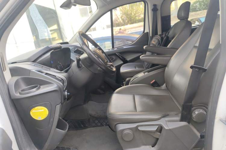 Used Ford Tourneo Custom 2020 Revised Version 2.0T Automatic Elite Edition Left Front Seat