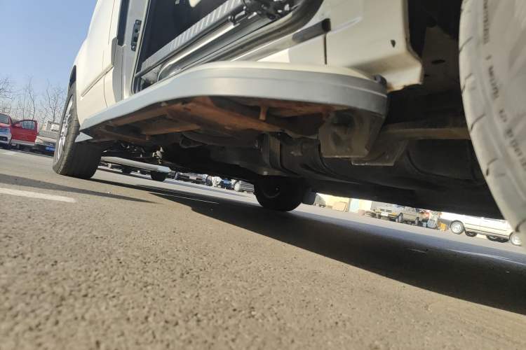 Used Ford Tourneo Custom 2020 2.0T Automatic Elite Version China VI Standard Left Side Sill
