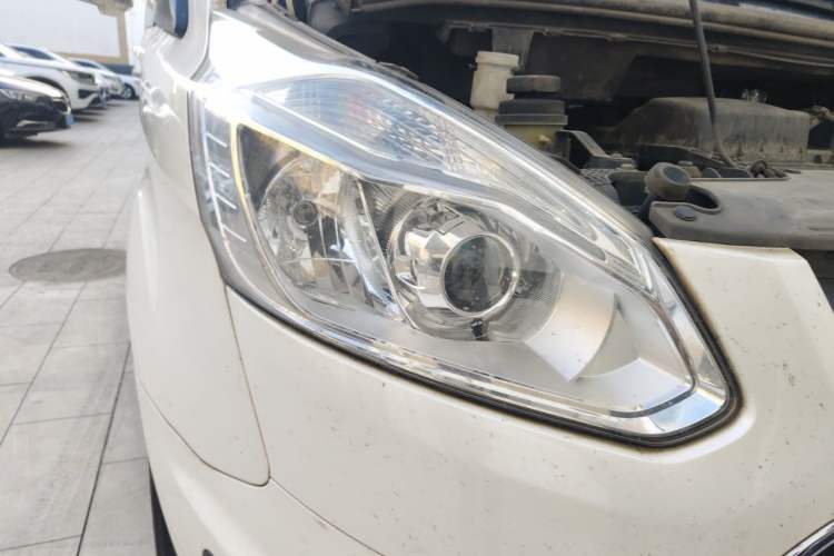 Used Ford Tourneo Custom 2020 Revised Version 2.0T Automatic Elite Edition Right Front Headlight