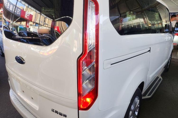 Used Ford Tourneo Custom 2020 2.0T Automatic Elite Edition China VI Standard Right Rear Taillight
