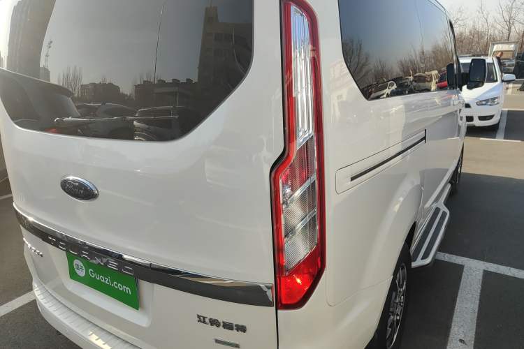 Used Ford Tourneo Custom 2020 2.0T Automatic Elite Version China VI Standard Right Rear Taillight