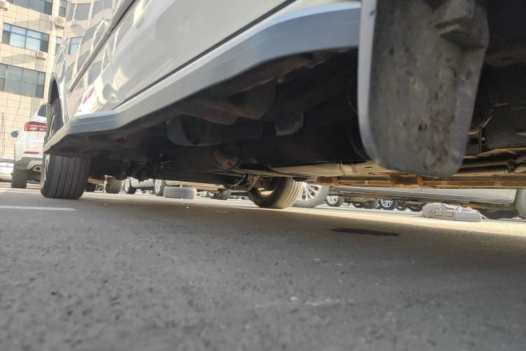 Used Ford Tourneo Custom 2020 2.0T Automatic Elite Version China VI Standard Right Side Sill