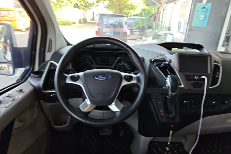 Used Ford Tourneo Custom 2020 Revised Version 2.0T Automatic Elite Edition Steering Wheel