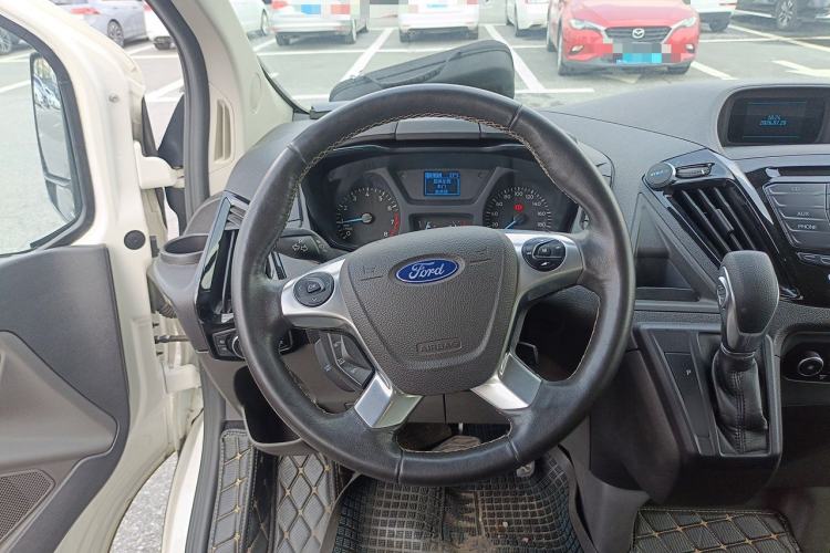 Used Ford Tourneo Custom 2020 Revised Version 2.0T Automatic Elite Edition Steering Wheel