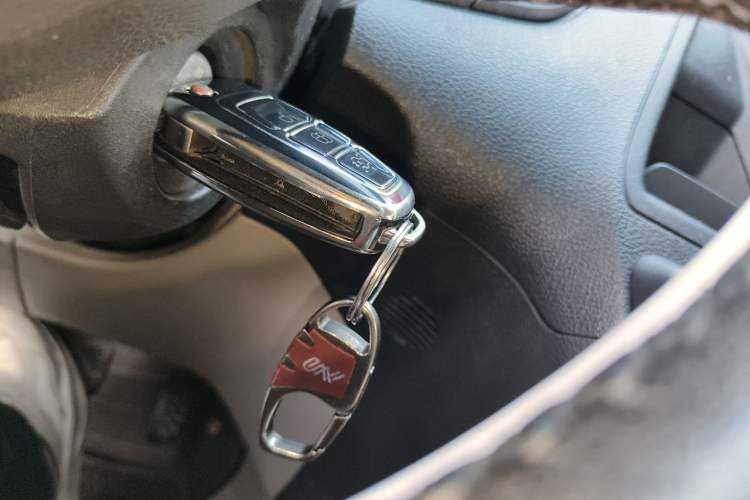 Used Ford Tourneo Custom 2020 2.0T Automatic Elite Edition China VI Standard Vehicle Key