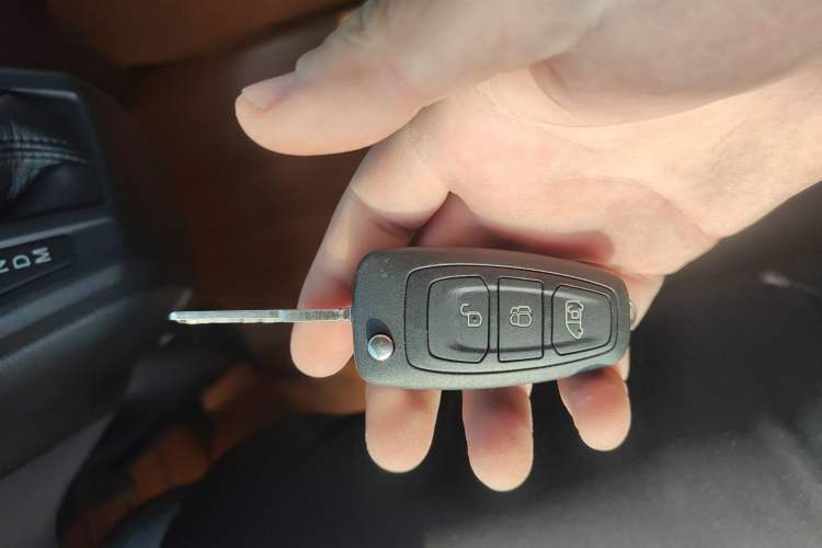 Used Ford Tourneo Custom 2020 2.0T Automatic Elite Version China VI Standard Vehicle Key