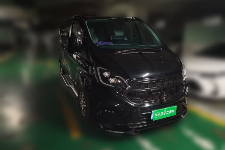 Used Ford Tourneo Custom  Front Right 45 Deg
