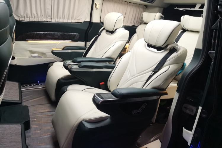Used Ford Tourneo Custom  Left Rear Seat