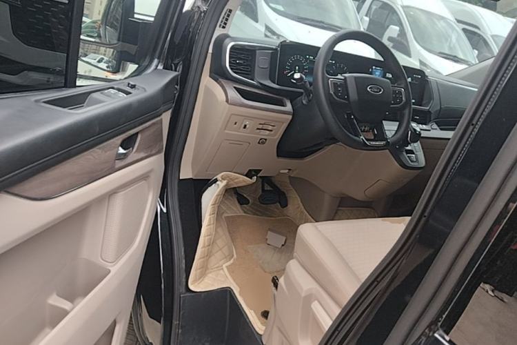 Used Ford Tourneo Custom 2023 2.0T Automatic Comfort Edition Driver Seat