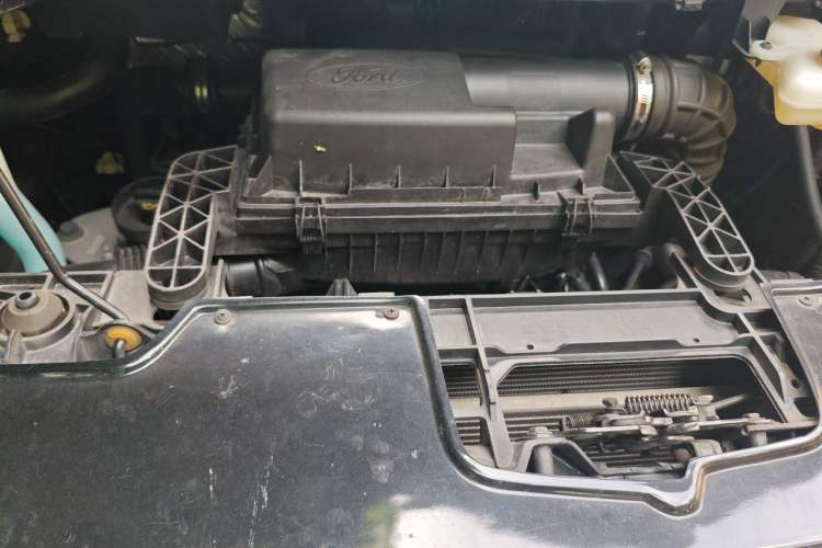 Used Ford Tourneo Custom 2023 2.0T Automatic Comfort Edition Engine Bay