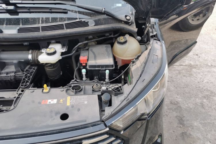 Used Ford Tourneo Custom 2023 2.0T Automatic Comfort Edition Engine Bay Left