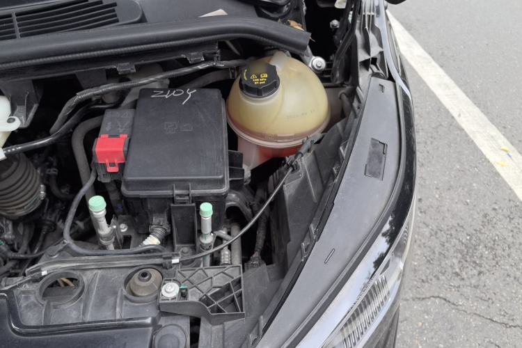 Used Ford Tourneo Custom 2023 2.0T Automatic Comfort Edition Engine Bay Left