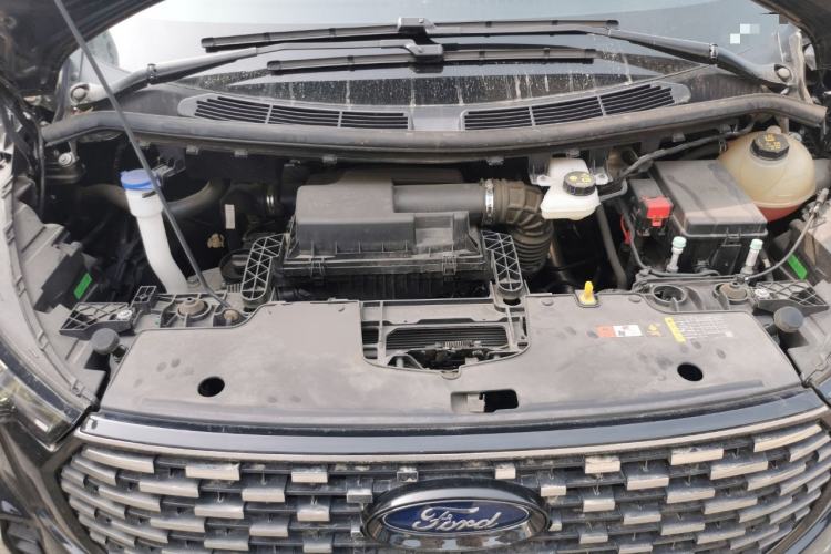 Used Ford Tourneo Custom 2023 2.0T Automatic Comfort Edition Engine Bay