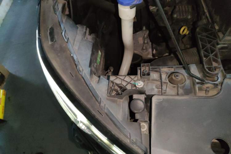 Used Ford Tourneo Custom 2023 2.0T Automatic Comfort Edition Engine Bay Right