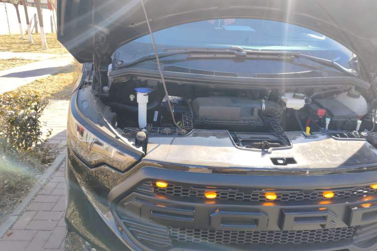 Used Ford Tourneo Custom 2023 2.0T Automatic Comfort Edition Engine Bay Right