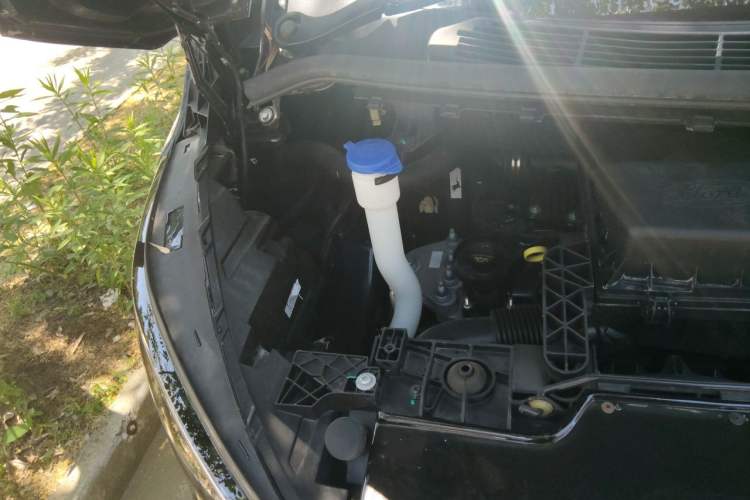Used Ford Tourneo Custom  Engine Bay Right