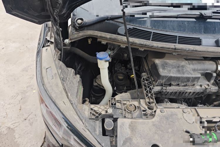 Used Ford Tourneo Custom 2023 2.0T Automatic Comfort Edition Engine Bay Right
