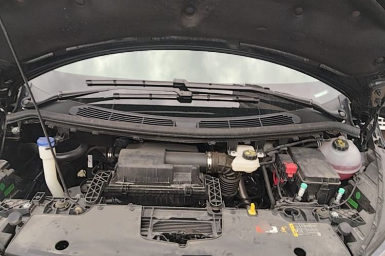 Used Ford Tourneo Custom 2023 2.0T Automatic Comfort Edition Engine Bay