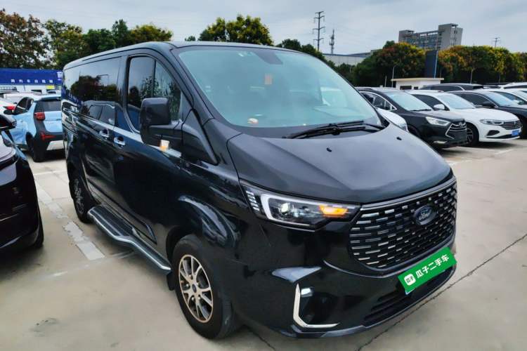 Used Ford Tourneo Custom 2023 2.0T Automatic Comfort Edition Front Right 45 Deg