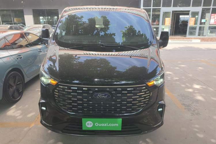 Used Ford Tourneo Custom 2023 2.0T Automatic Comfort Edition Front