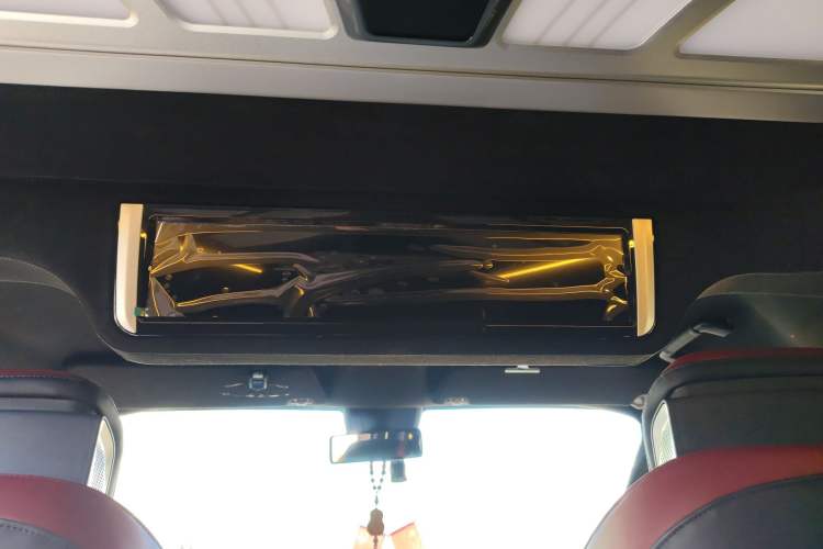 Used Ford Tourneo Custom 2023 2.0T Automatic Comfort Edition Headliner