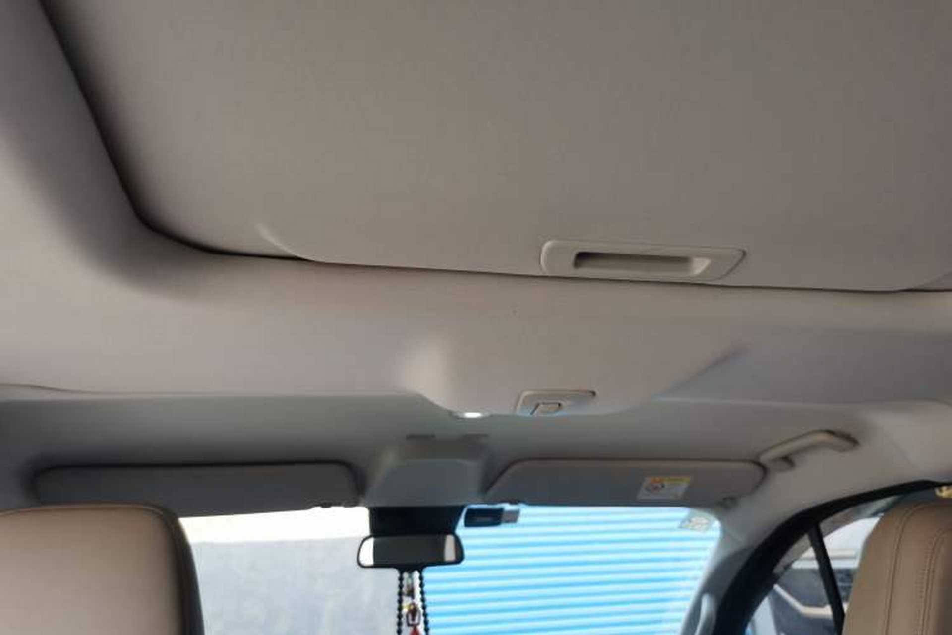 Used Ford Tourneo Custom 2023 2.0T Automatic Comfort Edition Headliner
