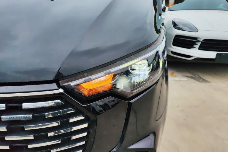 Used Ford Tourneo Custom 2023 2.0T Automatic Comfort Edition Left Front Headlight