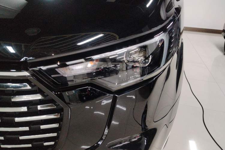 Used Ford Tourneo Custom 2023 2.0T Automatic Comfort Edition Left Front Headlight