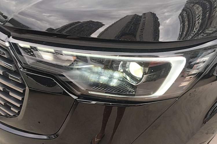 Used Ford Tourneo Custom 2023 2.0T Automatic Comfort Edition Left Front Headlight