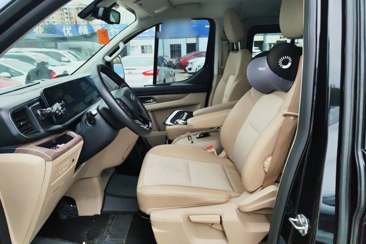 Used Ford Tourneo Custom 2023 2.0T Automatic Comfort Edition Left Front Seat