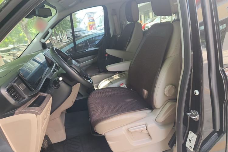 Used Ford Tourneo Custom 2023 2.0T Automatic Comfort Edition Left Front Seat