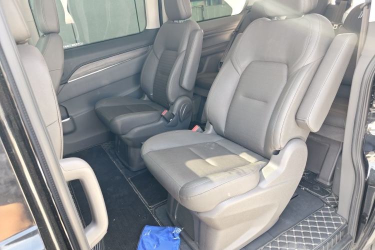 Used Ford Tourneo Custom 2023 2.0T Automatic Prestige Edition Left Rear Seat