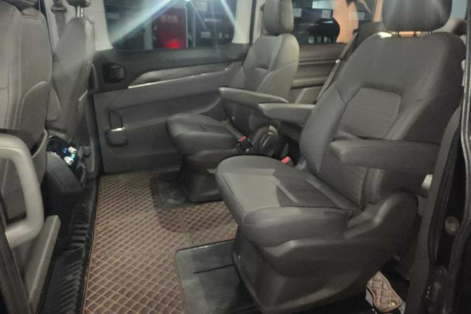 Used Ford Tourneo Custom 2023 2.0T Automatic Prestige Edition Left Rear Seat