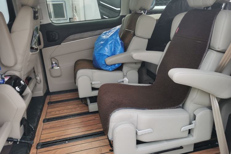 Used Ford Tourneo Custom 2023 2.0T Automatic Comfort Edition Left Rear Seat