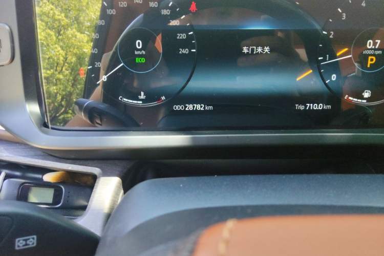Used Ford Tourneo Custom  Odometer Close Up