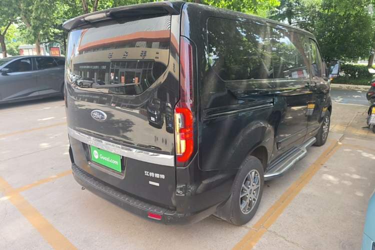 Used Ford Tourneo Custom 2023 2.0T Automatic Comfort Edition Rear Right 45 Deg