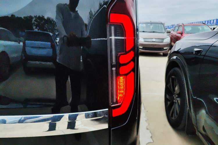 Used Ford Tourneo Custom 2023 2.0T Automatic Comfort Edition Right Rear Taillight