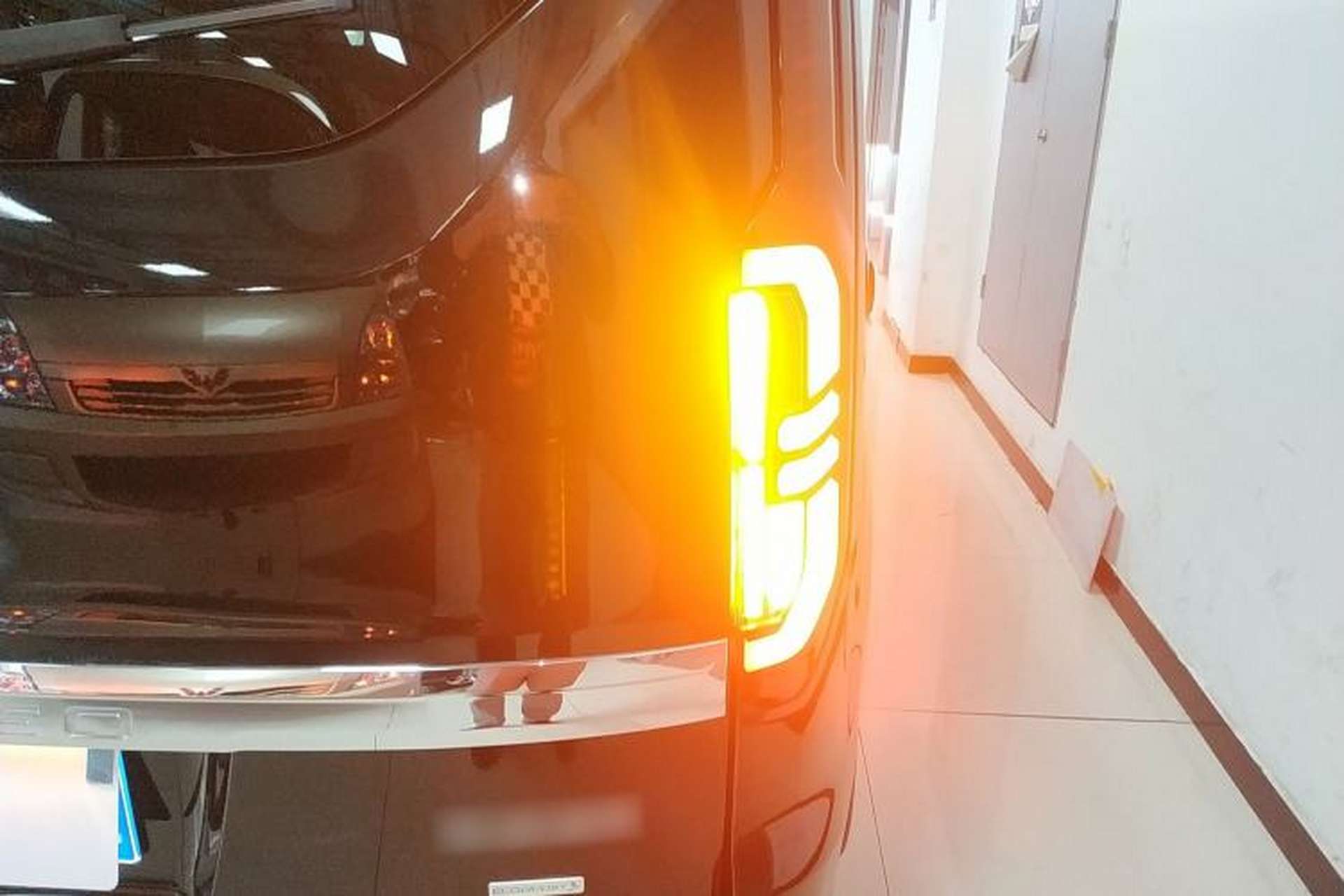 Used Ford Tourneo Custom 2023 2.0T Automatic Prestige Edition Right Rear Taillight
