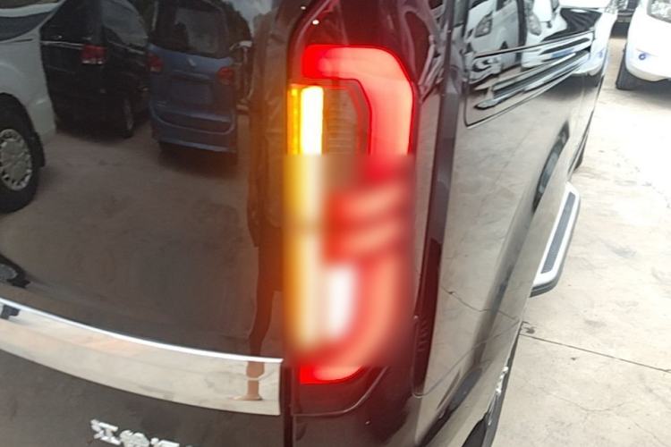 Used Ford Tourneo Custom 2023 2.0T Automatic Comfort Edition Right Rear Taillight