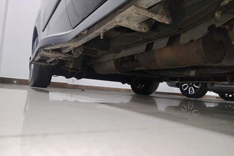Used Ford Tourneo Custom 2023 2.0T Automatic Comfort Edition Right Side Sill