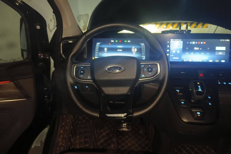Used Ford Tourneo Custom 2023 2.0T Automatic Prestige Edition Steering Wheel