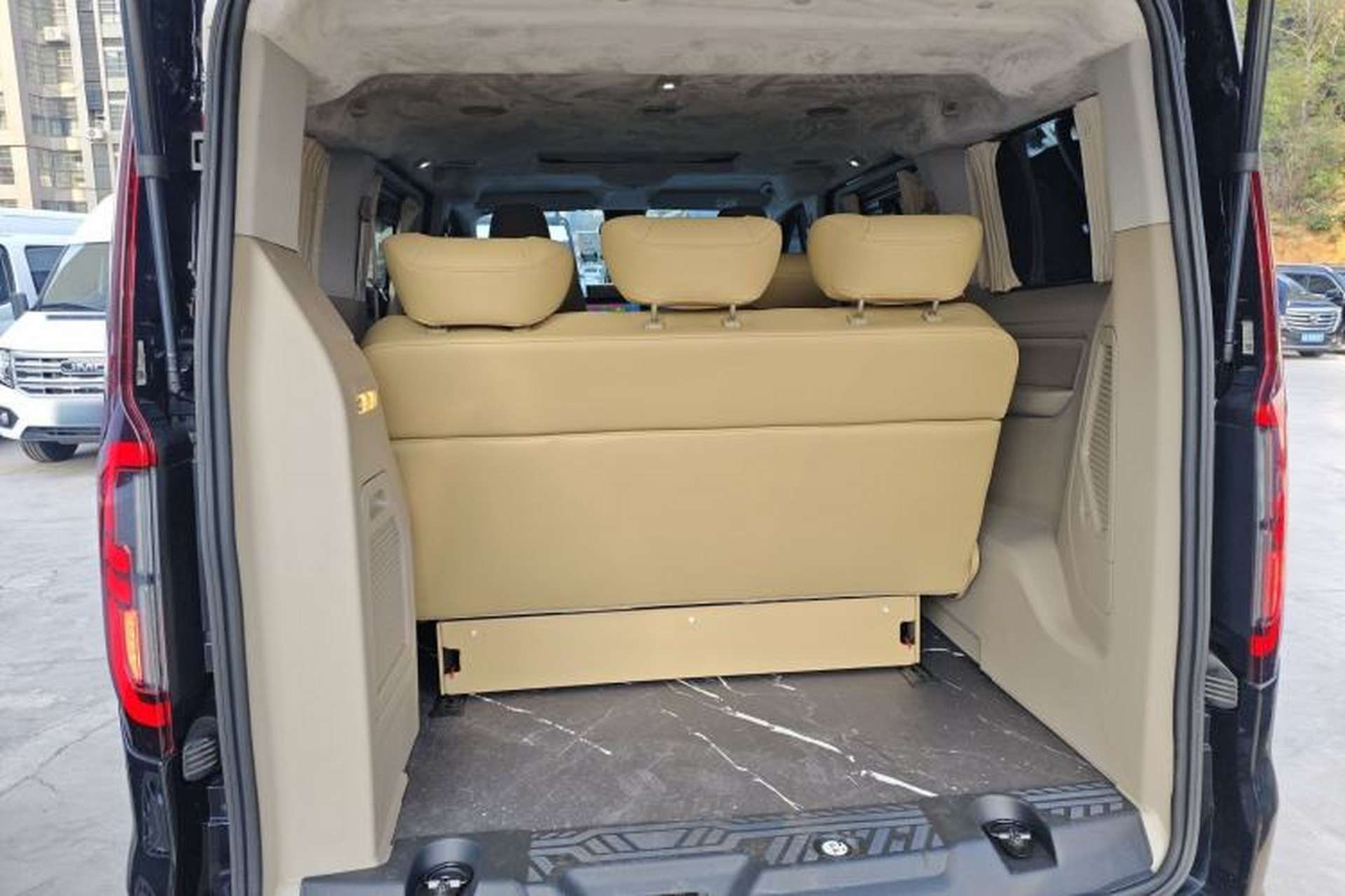 Used Ford Tourneo Custom 2023 2.0T Automatic Comfort Edition Trunk