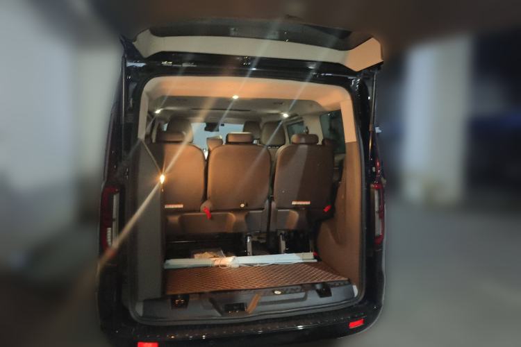 Used Ford Tourneo Custom 2023 2.0T Automatic Prestige Edition Trunk