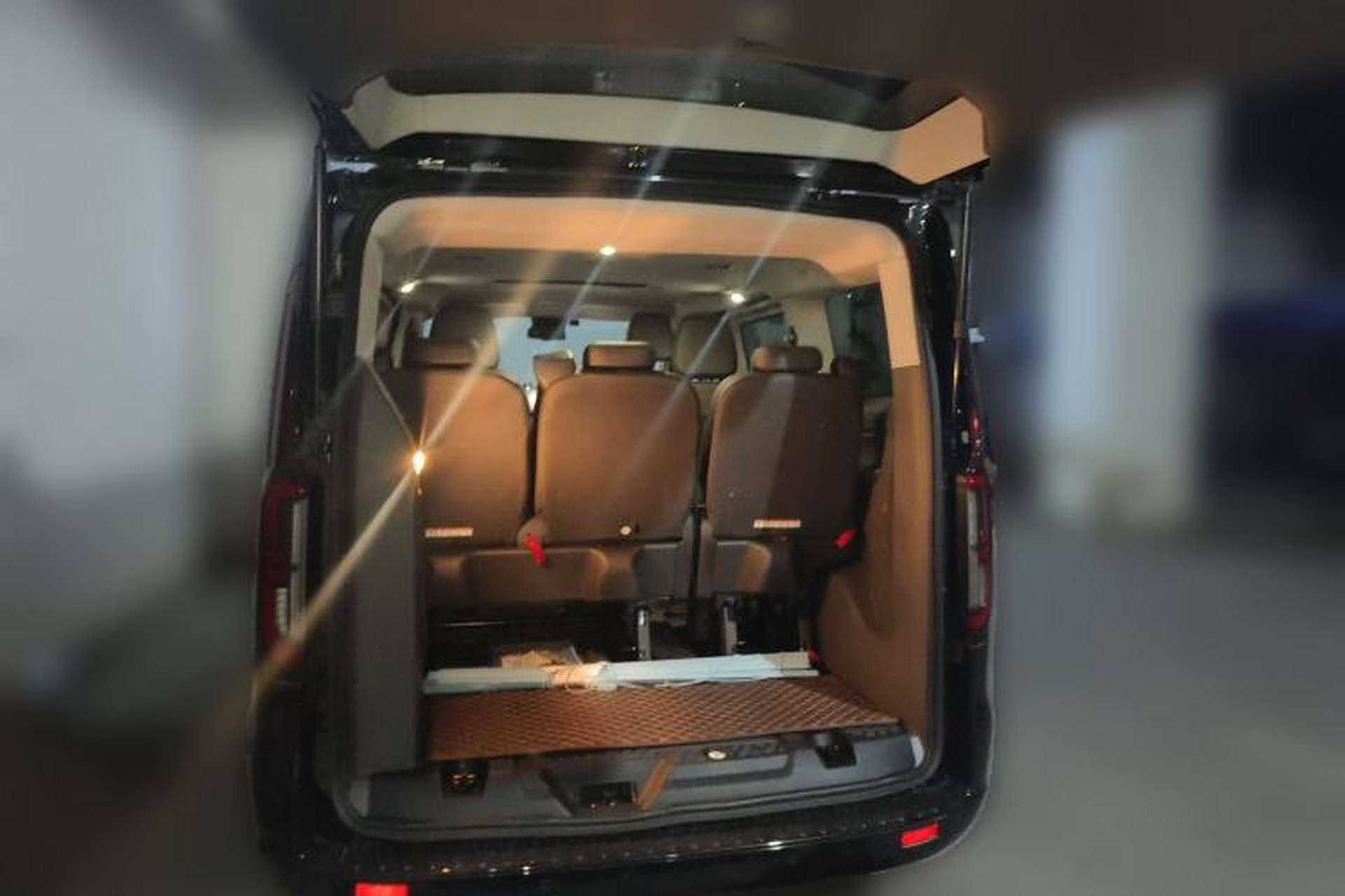 Used Ford Tourneo Custom 2023 2.0T Automatic Prestige Edition Trunk