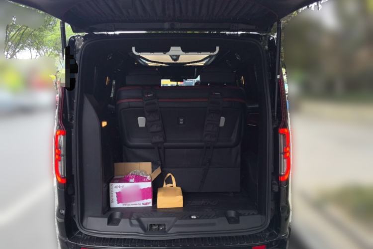 Used Ford Tourneo Custom 2023 2.0T Automatic Comfort Edition Trunk