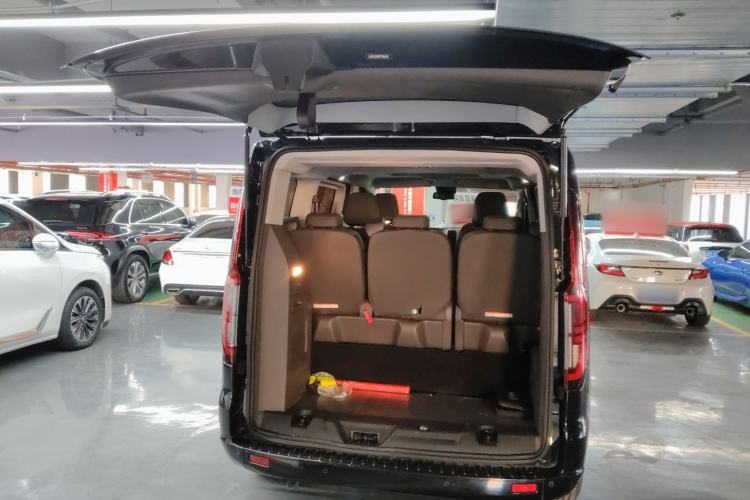 Used Ford Tourneo Custom 2023 2.0T Automatic Prestige Edition Trunk